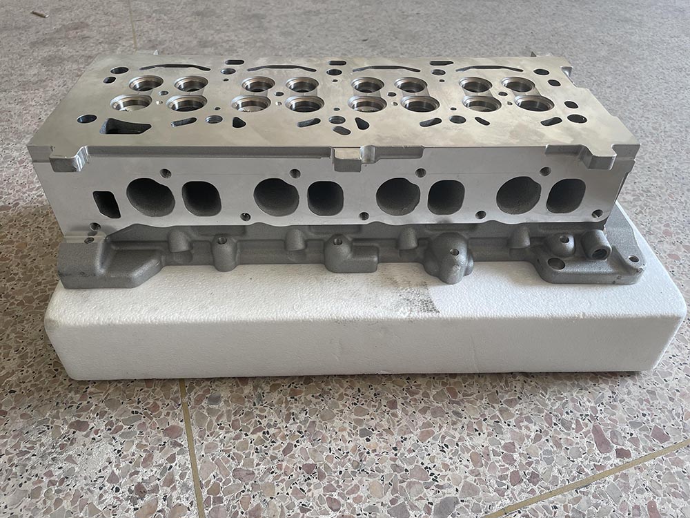 AUTO ENGINE PARTS 55212117 71753335 MEC100370 cylinder head FOR FIAT Bravo MK2 1.6JTD 250A1.000.198A5.000.263A1.000