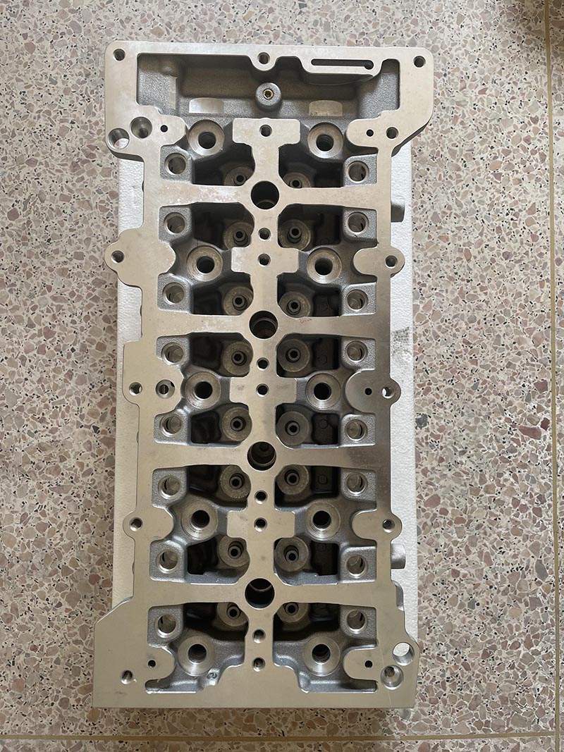 AUTO ENGINE PARTS 55212117 71753335 MEC100370 cylinder head FOR FIAT Bravo MK2 1.6JTD 250A1.000.198A5.000.263A1.000